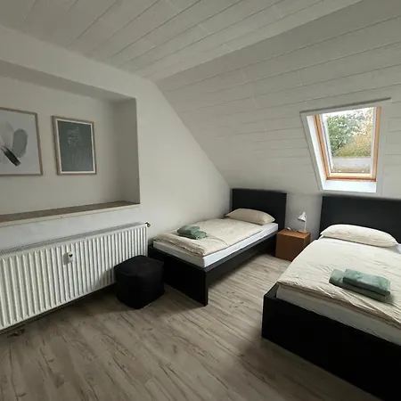 Apartament Xxl Penthouse - 240qm - 6 - Priv Parking- Mallibase Garbsen