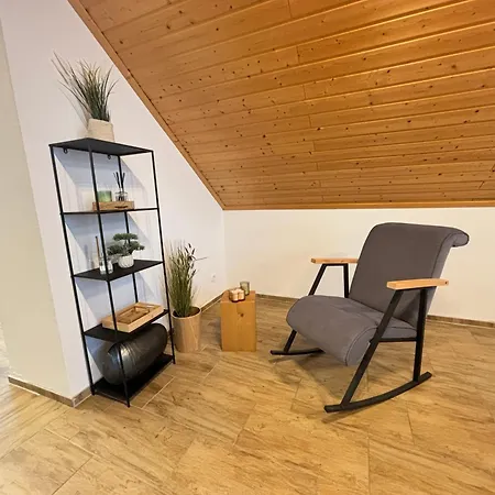 Xxl Penthouse - 240qm - 6 - Priv Parking- Mallibase Apartment Garbsen