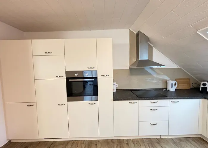 Xxl Penthouse - 240qm - 6 - Priv Parking- Mallibase Apartamento