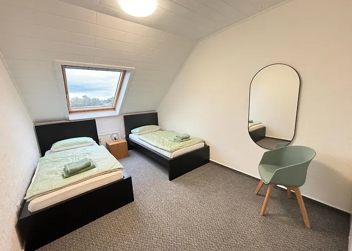 Xxl Penthouse - 240qm - 6 - Priv Parking- Mallibase * Garbsen